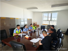 青河执法大队联合多部门开展执法行动