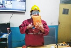 牛儿庄采矿公司：安全应急30秒盲戴自救器演习