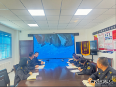 ：Ｖ捶ù蠖：交通执法引领，奏响全民国防教育强音