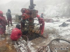 “雪”战井场