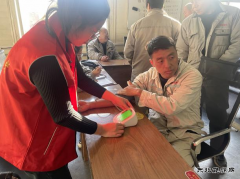 山西潞安焦化有限责任公司：关爱职工健康 温情测量血压