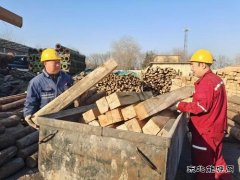 爱心涌动 企业发展我奉献