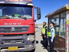 富蕴执法大队：强化联合执法，严查超限运输保畅通