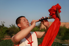 唢呐声中的乡土记忆
