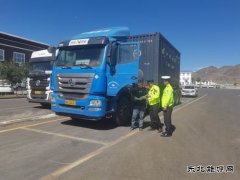 青河执法大队以“护路爱路”为核心开展货运超限超载专项治理行动