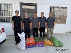 布尔津执法大队党支部情系一线 亲切慰问驻村工作队